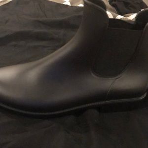 Black waterproof ankle rain boots